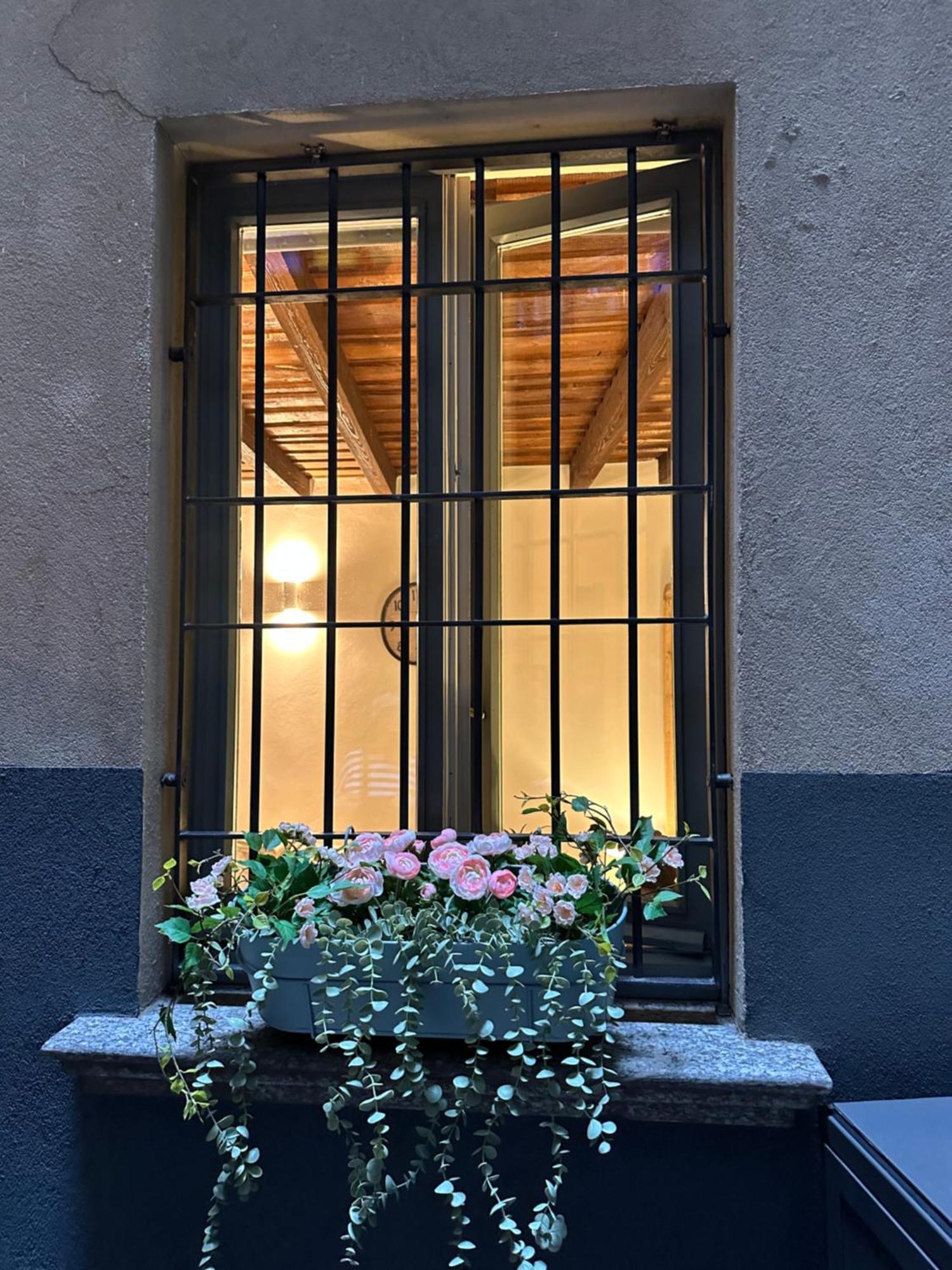 Your Lovely Retreat In Brera ミラノ エクステリア 写真