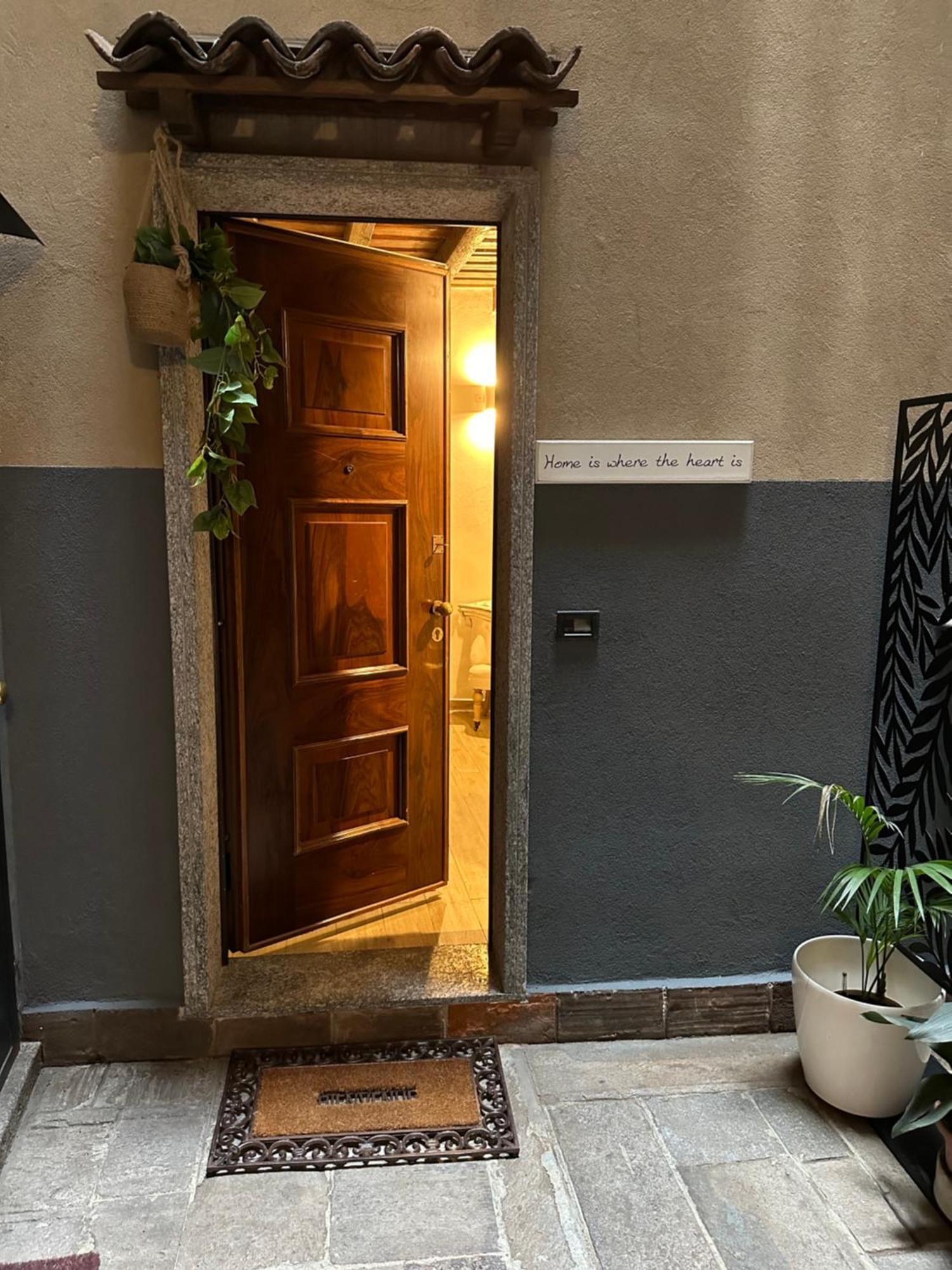 Your Lovely Retreat In Brera ミラノ エクステリア 写真