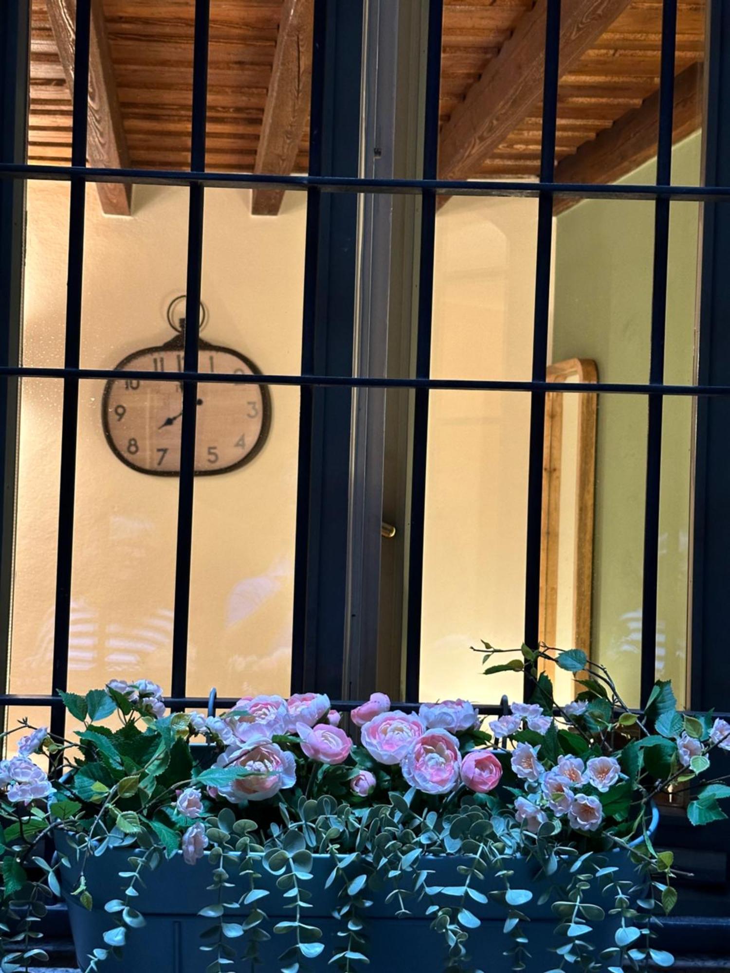 Your Lovely Retreat In Brera ミラノ エクステリア 写真